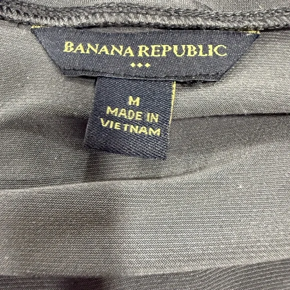 Banana Republic Gray Blouse with Floral Accents - Picture 4 of 4